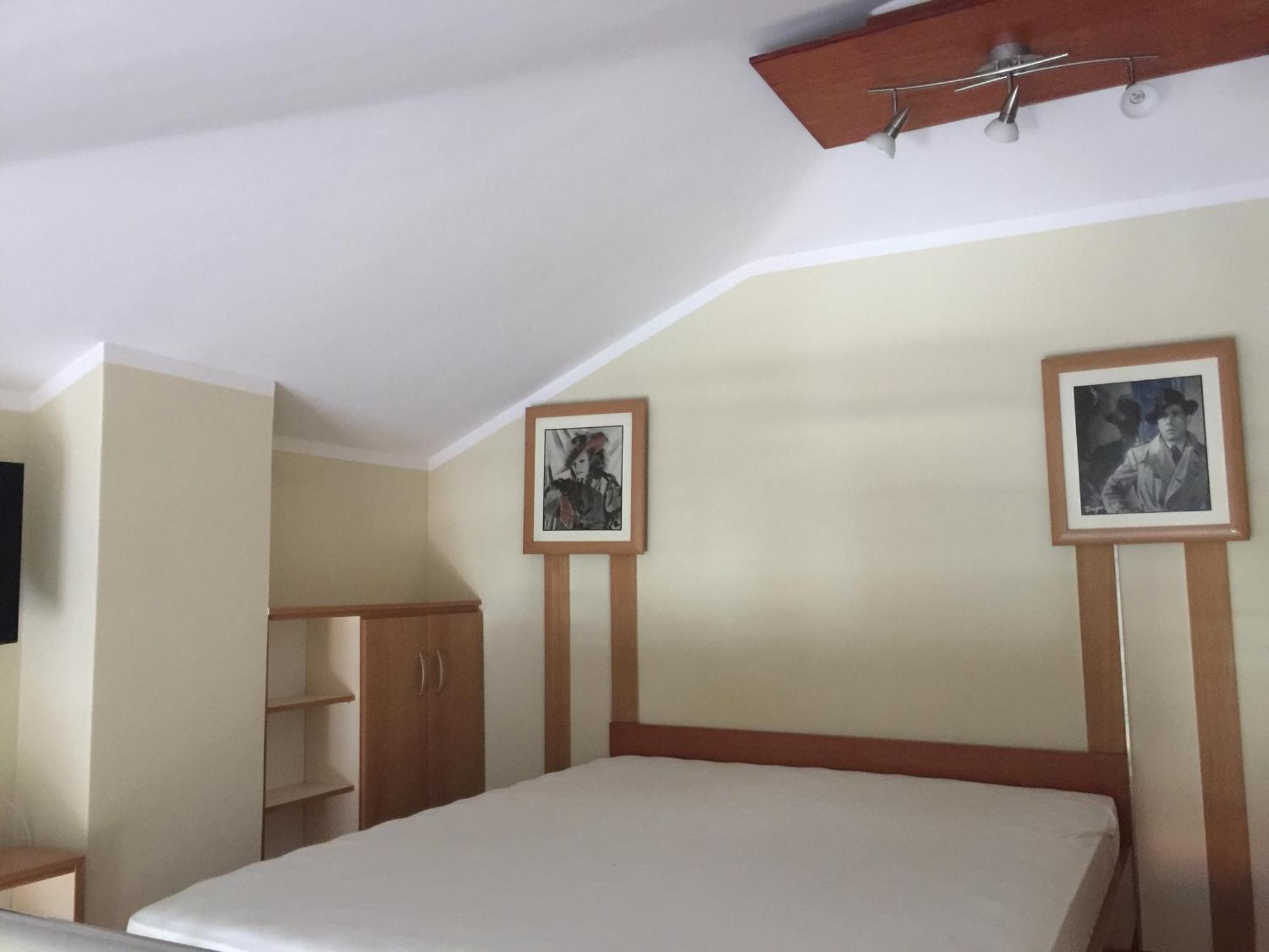 Villa Sara Guesthouse Свети-Стефан Номер фото