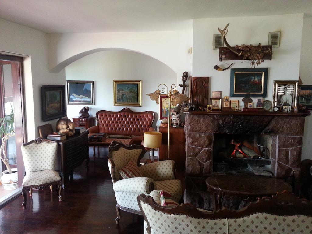 Villa Sara Guesthouse Свети-Стефан Экстерьер фото