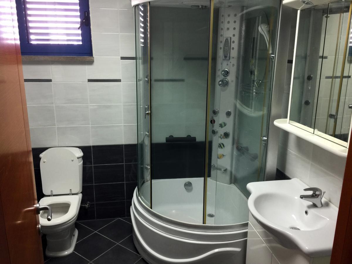 Villa Sara Guesthouse Свети-Стефан Номер фото